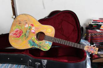 Kartika's guitar