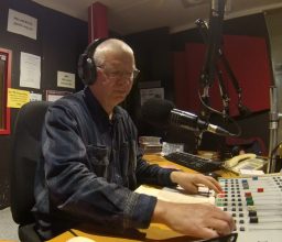Time-lapse: Garry on air at PBS 106.7FM