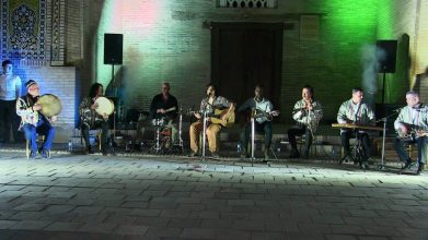 Luís Giménez Amorós and Dastán Navyband