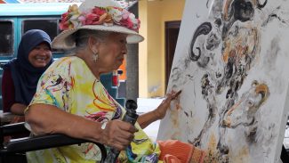 Kartika Affandi painting goats